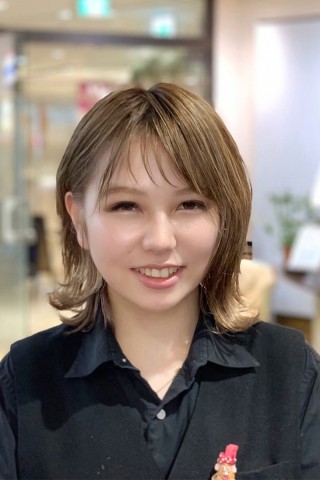 スタッフ 美容室検索 美容室 美容院 ヘアサロン Friends 美容師の求人も行っております